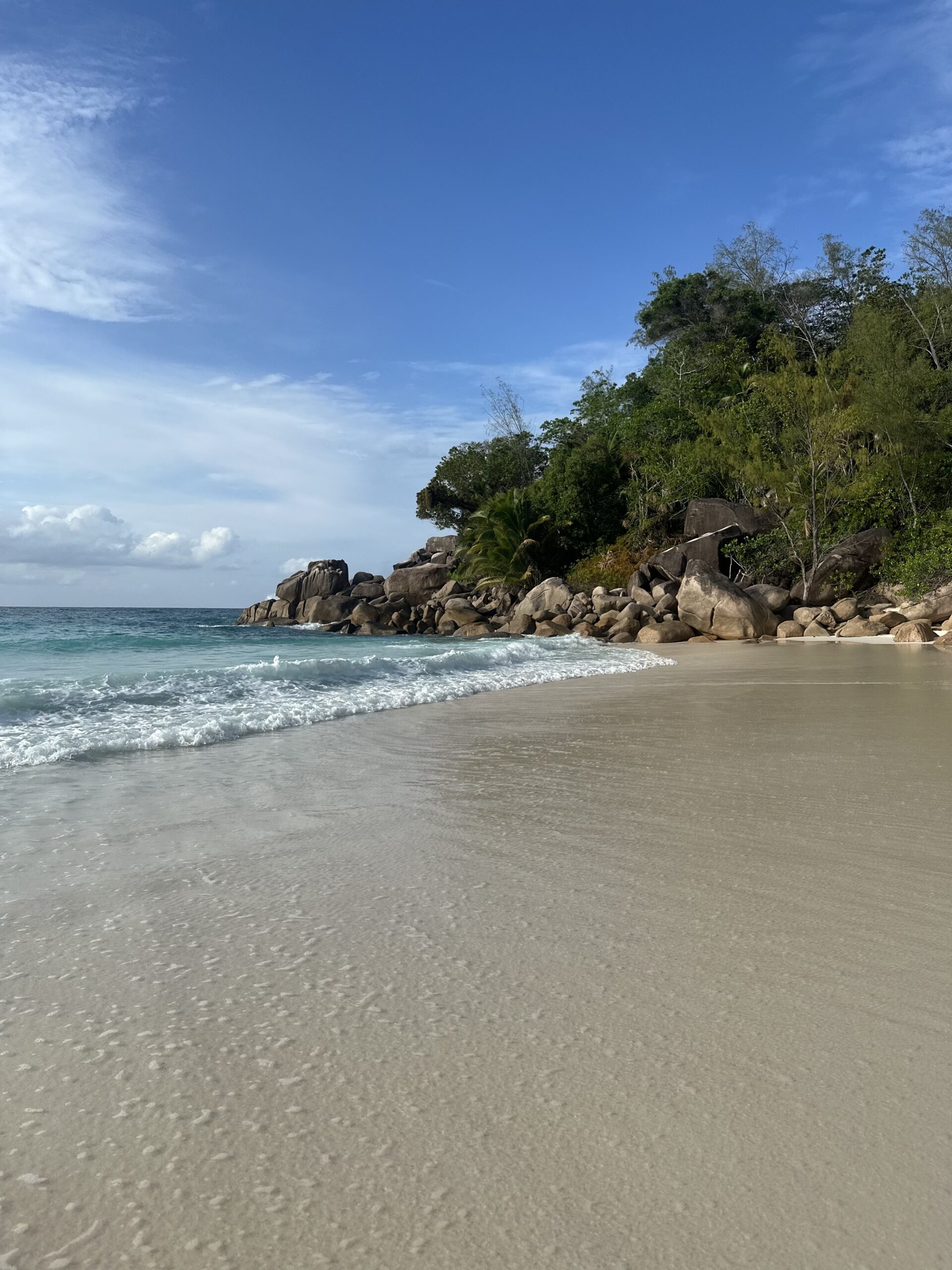 Read more about the article Najkrajšie pláže na Seychelách